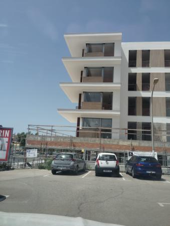 Reforma Integral de Vivienda con Patio Mediterráneo - Imagen 9