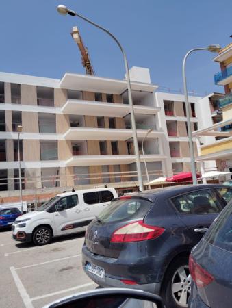 Reforma Integral de Vivienda con Patio Mediterráneo - Imagen 13