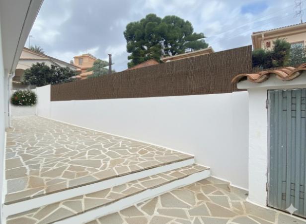 Reforma Integral de Vivienda con Patio Mediterráneo - Imagen 20