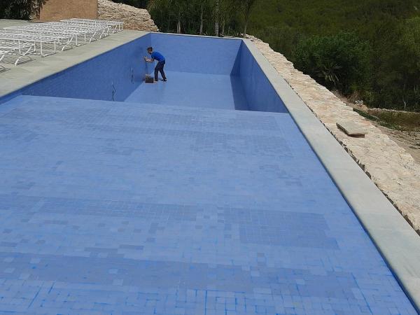 Construcciones de Piscinas - Imagen 2